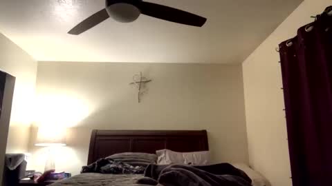 Snapshot of calishop1 chatting on 12.16.24 calishop1 online show from 12.16.24