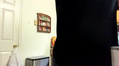 Snapshot of calishop1 chatting on 01.08.25 calishop1 online show from 01.08.25