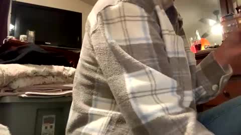 Snapshot of calishop1 chatting on 02.13.25 calishop1 online show from 02.13.25