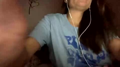 Snapshot of calishop1 chatting on 10.29.25 calishop1 online show from 10.29.25