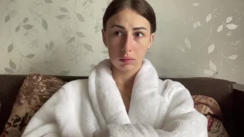 Anna online show from 12.27.24