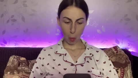 Anna online show from 01.25.25