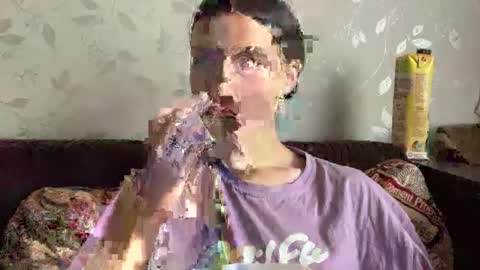 Anna online show from 09.29.25