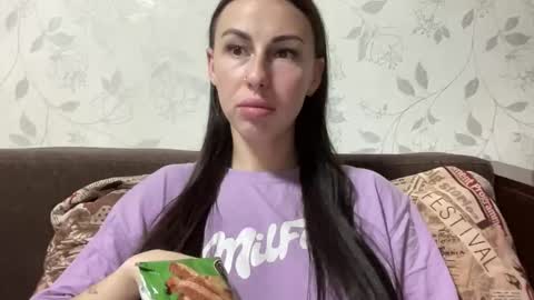 Anna online show from 11.03.25