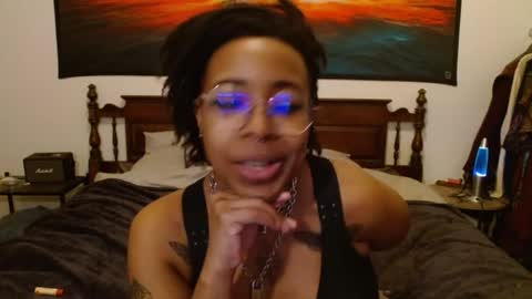 Snapshot of call_me_hedone chatting on 01.16.25 Hedone online show from 01.16.25