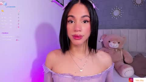 Snapshot of call_me_nora chatting on 09.19.25 NORA online show from 09.19.25