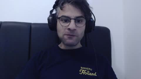 Snapshot of calvinjohnlad chatting on 12.14.24 Calvinjohnlad online show from 12.14.24