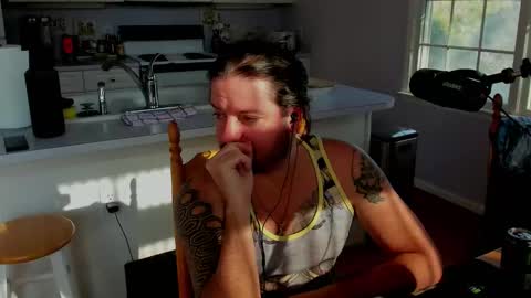 Snapshot of camarant chatting on 11.06.25 camarant online show from 11.06.25