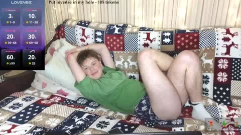 Snapshot of cameron_crowly chatting on 12.28.24 Cameron online show from 12.28.24