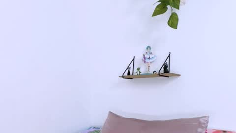 Snapshot of cami_casti777 chatting on 10.08.25 trini-1000 online show from 10.08.25