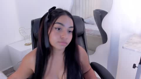 Snapshot of camila_adams chatting on 02.09.25 Cami online show from 02.09.25