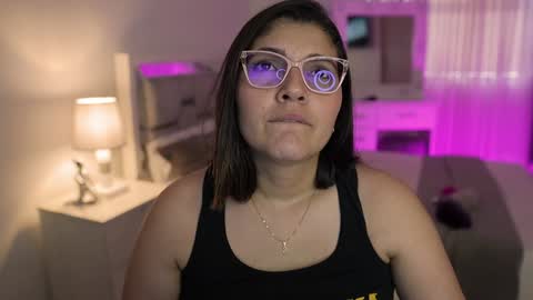Snapshot of camila_buitrago chatting on 12.22.24 Camila buitrago online show from 12.22.24