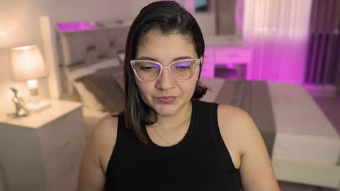 Snapshot of camila_buitrago chatting on 12.29.24 Camila buitrago online show from 12.29.24