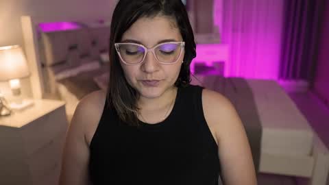 Snapshot of camila_buitrago chatting on 12.29.24 Camila buitrago online show from 12.29.24