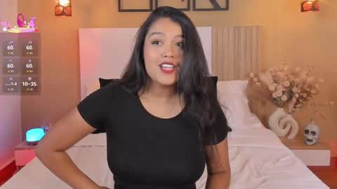 Snapshot of camila_bustamante_ chatting on 10.16.25 camila_bustamante_ online show from 10.16.25