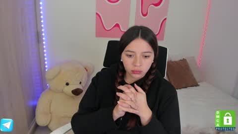 Snapshot of camila_ec2 chatting on 01.14.25 C A M I online show from 01.14.25