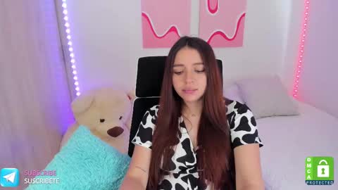 Snapshot of camila_ec2 chatting on 02.11.25 C A M I online show from 02.11.25