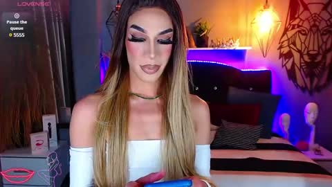 Snapshot of camila_hoottie chatting on 02.16.25 Camila online show from 02.16.25