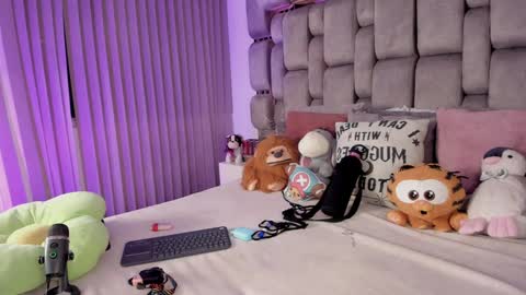 Camila online show from 01.28.25