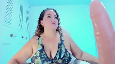 camilaa foxxx online show from 01.24.25