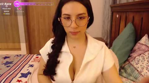 Snapshot of camilacarter chatting on 09.19.25 camilacarter online show from 09.19.25