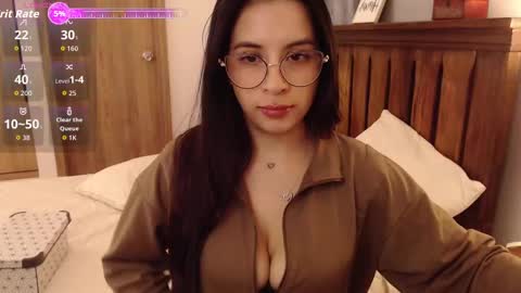 Snapshot of camilacarter chatting on 10.14.25 camilacarter online show from 10.14.25