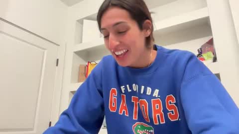 Snapshot of camiliakxoxo chatting on 02.24.25 camiliakxoxo online show from 02.24.25