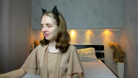 Camilla online show from 09.10.25