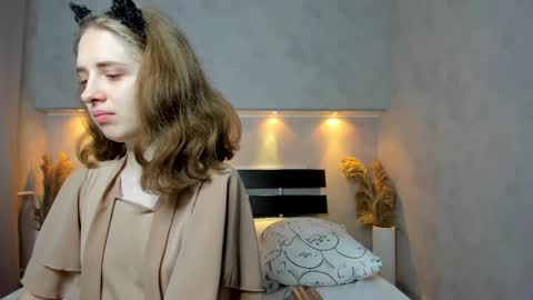 Camilla online show from 09.21.25