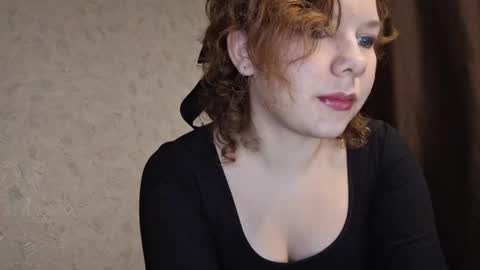 cammyrose_ online show from 10.12.25