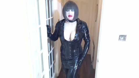 candi smokes online show from 02.13.25