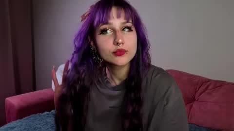 I am Lola u can call me Hello Kitty online show from 11.11.25