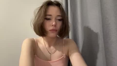 Snapshot of candisbartolone chatting on 12.01.25 Isabella online show from 12.01.25