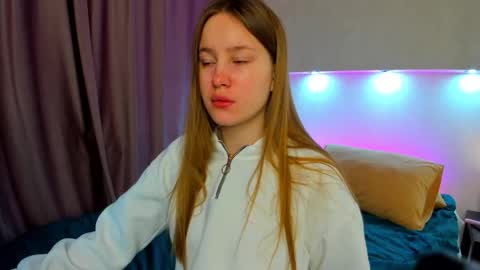 Snapshot of candy_cansew chatting on 09.14.25 Candy online show from 09.14.25