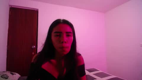 Candy  Grey online show from 10.20.25