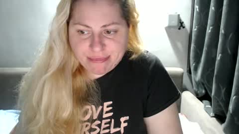 Laura online show from 02.17.25