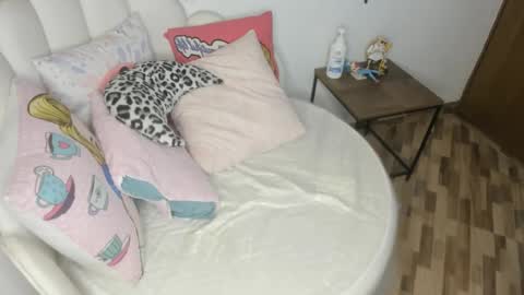 candytyler_ online show from 09.13.25