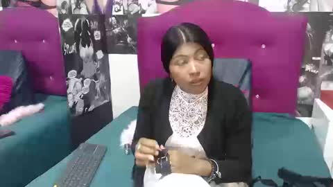 Snapshot of canela_a73 chatting on 09.10.25 Canela online show from 09.10.25