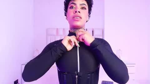 Aura  online show from 11.04.25