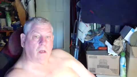 Snapshot of canoelicker69 chatting on 09.19.25 canoelicker69 online show from 09.19.25