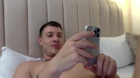 Snapshot of capt_oliver chatting on 12.25.24 follow my twitter  online show from 12.25.24