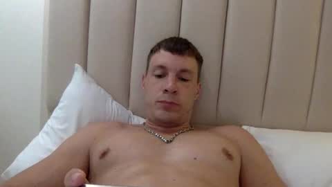 Snapshot of capt_oliver chatting on 12.26.24 follow my twitter  online show from 12.26.24