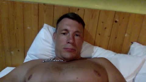 Snapshot of capt_oliver chatting on 02.04.25 follow my twitter  online show from 02.04.25