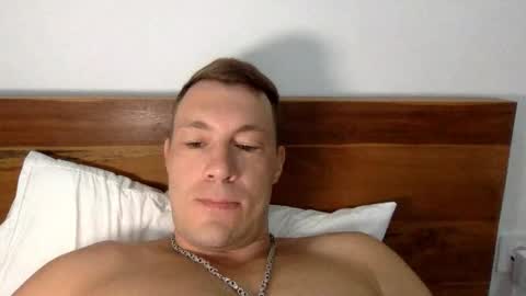 Snapshot of capt_oliver chatting on 09.25.25 follow my twitter  online show from 09.25.25