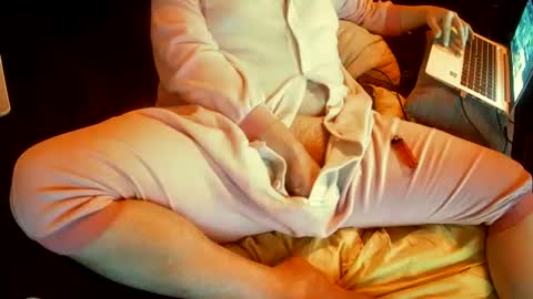 Snapshot of captain_fatcock chatting on 02.25.25 captain_fatcock online show from 02.25.25