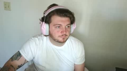 Snapshot of captianplanet1313 chatting on 10.16.25 captianplanet1313 online show from 10.16.25