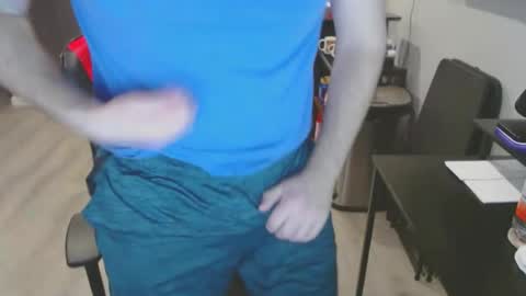 Snapshot of cardi_beans chatting on 01.12.25 cardi_beans online show from 01.12.25