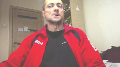 Snapshot of carin_the_body chatting on 01.26.25 Laz online show from 01.26.25