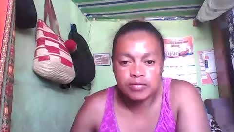 Snapshot of carinesexy69 chatting on 01.24.25 carinesexy69 online show from 01.24.25