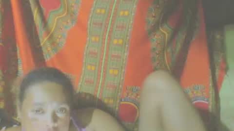 Snapshot of carinesexy69 chatting on 02.19.25 carinesexy69 online show from 02.19.25